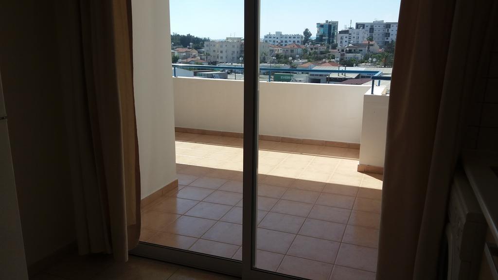 403 Apartment Carisa Artemis Court Ларнака Екстериор снимка